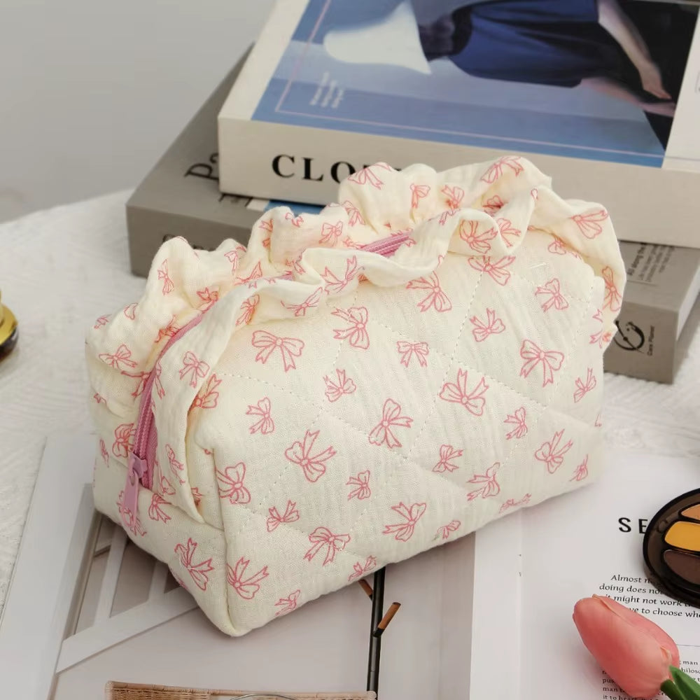 Cute Lace Bow Women'S Makeup Bag Large Capacity Travel Cosmetics Storage Pouch Large Capacity Square Zipper Quilting Bag