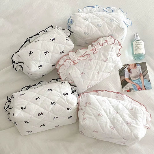 Wholesale Fashion Women Lace Makeup Zipper Bag Cute Bowknot Portable Lipstick Makeup Handbag Pouch Female Lingge Mini Clutch Bag